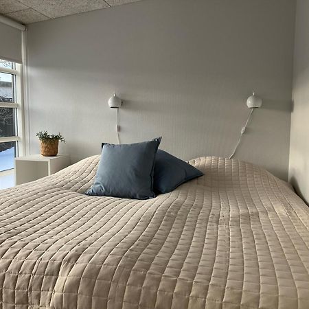 Guesthouse Laeso Vestero Havn Екстер'єр фото